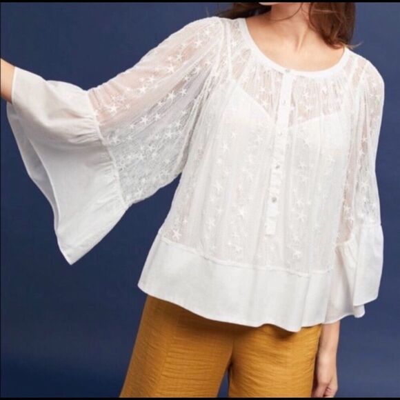 Anthro Akemi + Kin White Star Bell Sleeve Top S - Picture 2 of 11